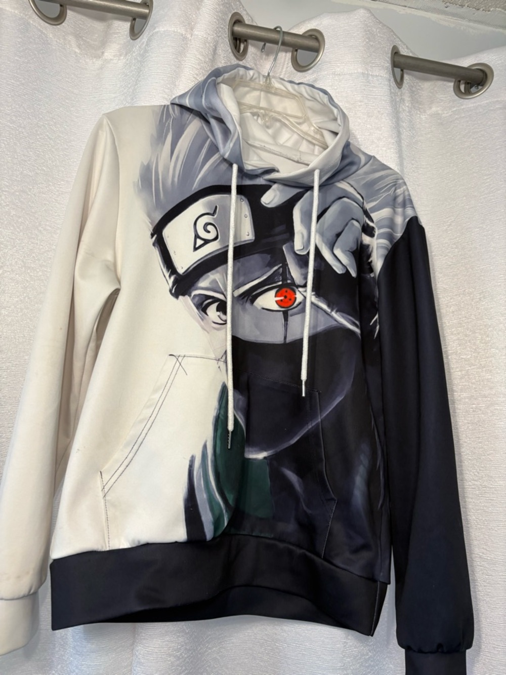 Kakashi Naruto Pullover hoodie, casual wear Small Men’s